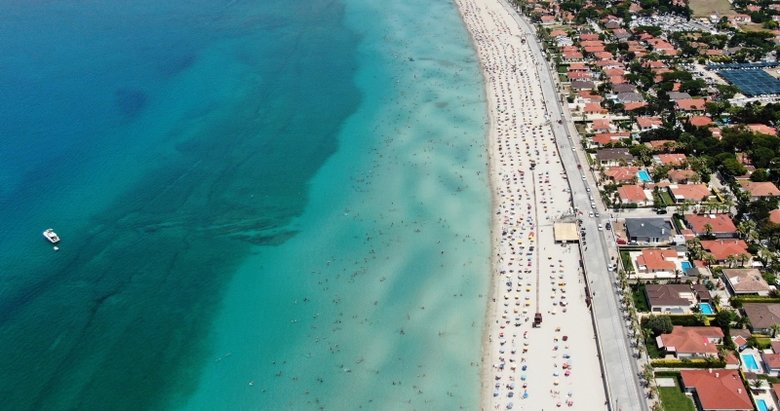 Turizme bayram erken geldi! Çeşme’de oteller yüzde 90 oranında doldu
