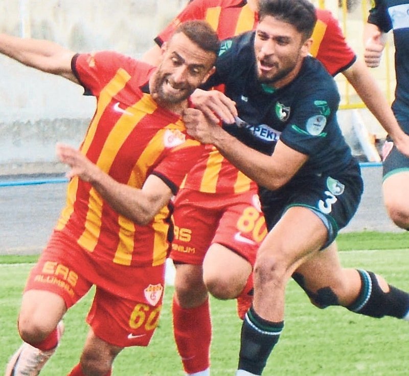 Horoz fırsat tepti