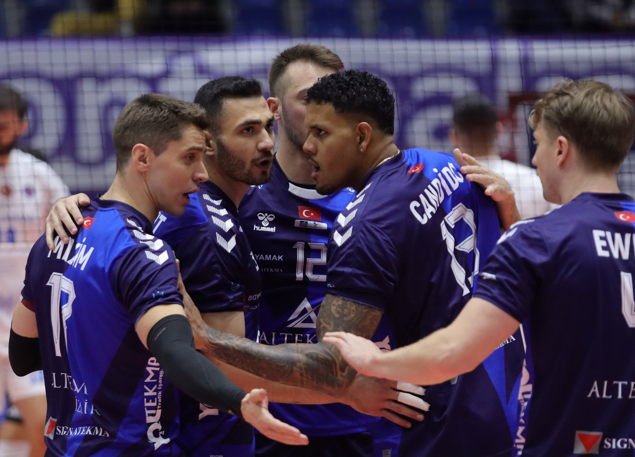 Altekma Avrupa’da moral buldu