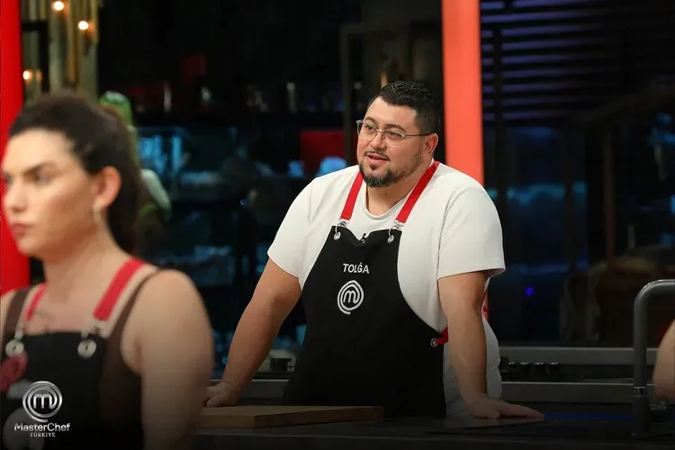 masterchefte-potaya-kim-gitti-masterchef-16-ekim-elem-adayi-kim-oldu-masterchefte-dokunulmazlik-oyununu-kim-ka-1792188887490.png