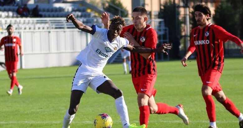 Menemenspor en zor virajda