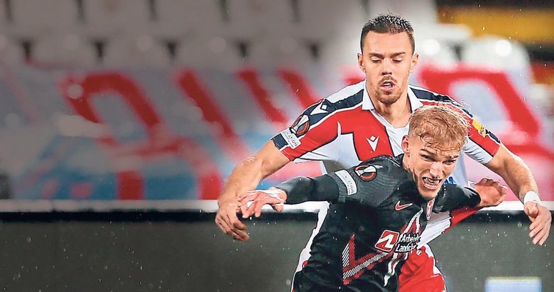 Aslan’ın gözü onlarda