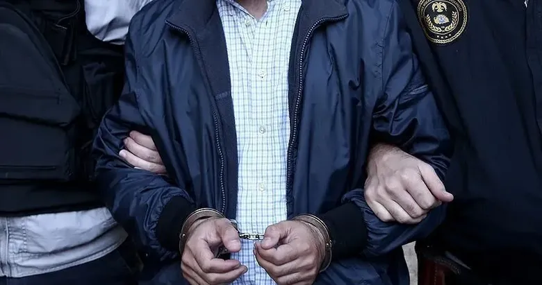 İzmir’de uyuşturucu operasyonu: Evinden Hint keneviri çıktı