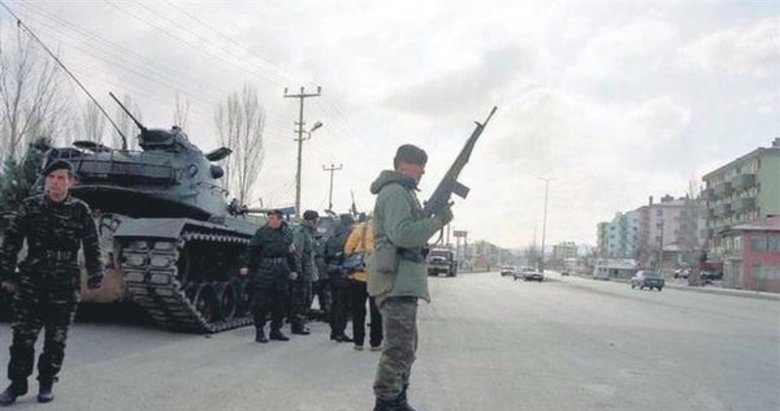 Demokrasinin kara lekesi: 28 Şubat! Geleceklerini çaldılar