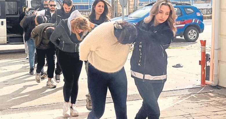 Uyuşturucu operasyonunda yakalanan 5 zanlı cezaevinde