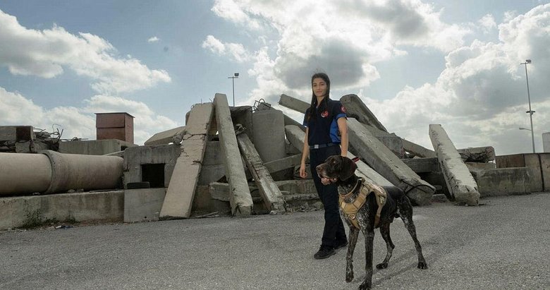 İzmir depreminde enkazdan kurtarıldı; şimdi başka canları kurtaracak