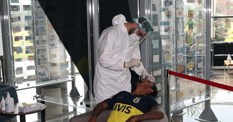 Fenerbahçe’de koronavirüs test sonuçları belli oldu!