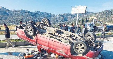 Devrilen kamyonetin sürücüsü hayatını kaybetti