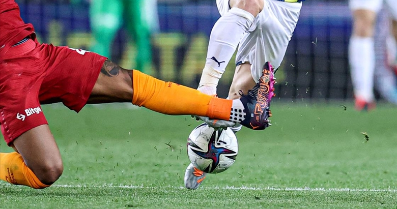 Trendyol Süper Lig’de İstanbul derbileri damga vuracak: Galatasaray ve Fenerbahçe, Başakşehir ve Kasımpaşa...