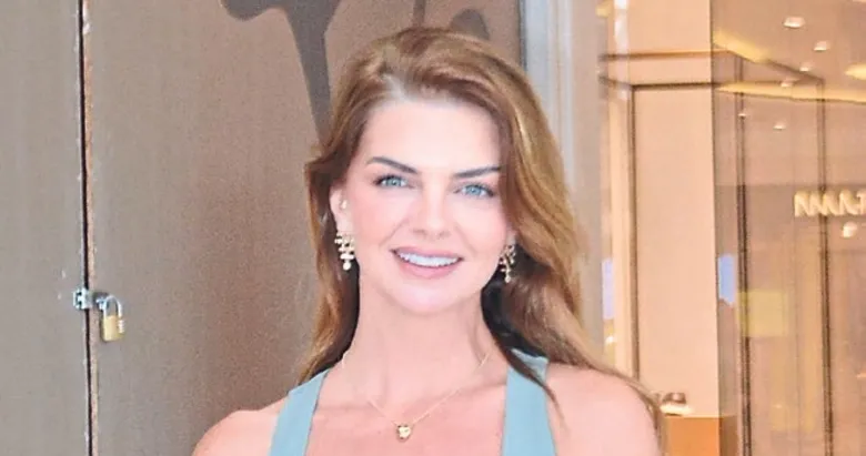 Pelin Karahan doğal güzelliği ile ışık saçtı