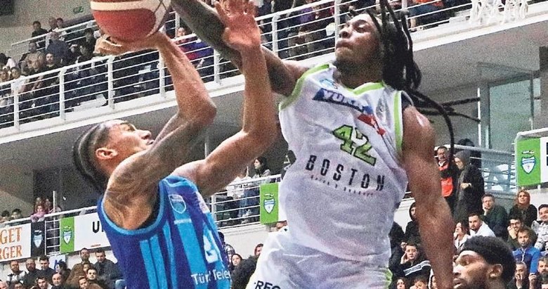 Merkezefendi kan kaybediyor