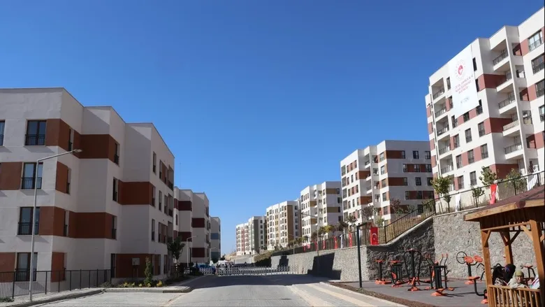 balikesirde-deprem-yaralari-sariliyor-305-konut-hak-sahiplerine-teslim-ediliyor-1786341377398.jpeg