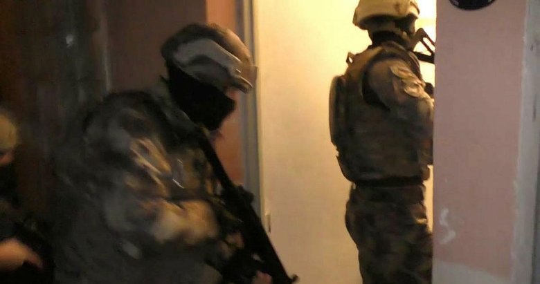 İzmir’de ’torbacı’ operasyonu: 18 gözaltı