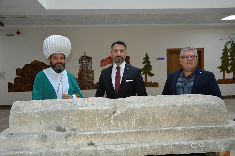 Oğlunun sanılan mezar taşı Nasreddin Hoca’ya ait çıktı