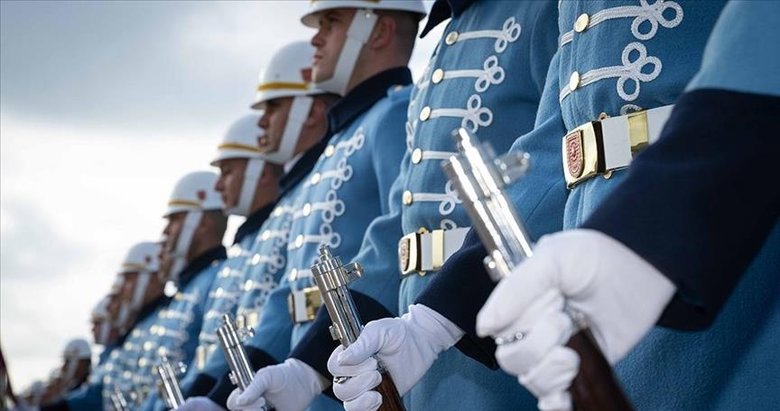 Cumhurbaşkanlığı Muhafız Alayı resmi törenlere sıfır hata prensibiyle hazırlanıyor
