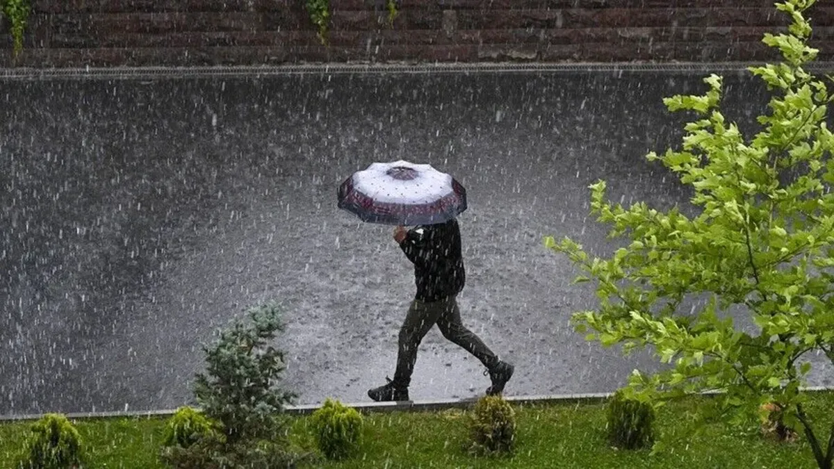İzmir'de hava tersine dönüyor! Sarı kodlu uyarı sonrası gözler bu detaylarda