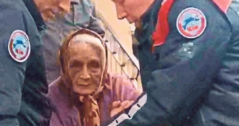 Pakize nine devletin güvenli kollarında! Yeni Asır yazdı hain evlat tekrar gözaltına alındı