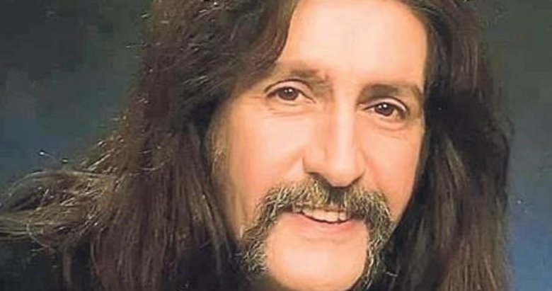 Modern zamanların ozanı: Barış Manço