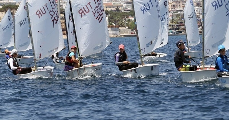 İzmir’de Yelken Ligi Techno 293 2. Ayak Türkiye Şampiyonası yarışları başladı!