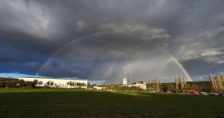 Çanakkale Boğazı gökkuşağı ile renklendi