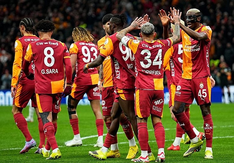 dev-derbi-icin-heyecan-dorukta-galatasaray-fenerbahce-rekabetinde-406-randevu-1777200785895.jpeg