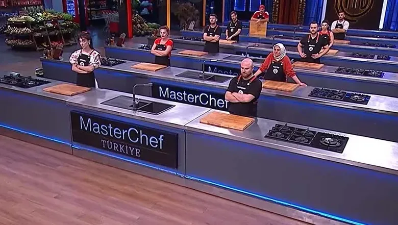 masterchefte-dokunulmazligi-kim-kazandi-masterchef-turkiyede-22-eylul-dokunulmazlik-oyununu-kim-kazandi-eleme-1790156795554.png