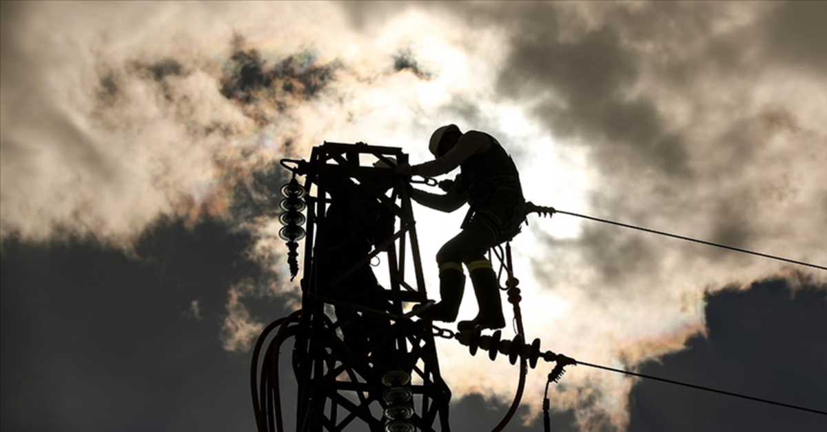 İZMİR ELEKTRİK KESİNTİSİ 25 MART ÇARŞAMBA | GDZ Elektrik uyardı! Mumları hazırlayın: İzmir'in 16 ilçesinde elektrik kesintisi