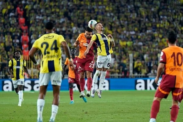 Süper Lig’de kritik viraj, şampiyonluk yarışı alev alev: İşte Fenerbahçe ve Galatasaray’ın kalan maçları!