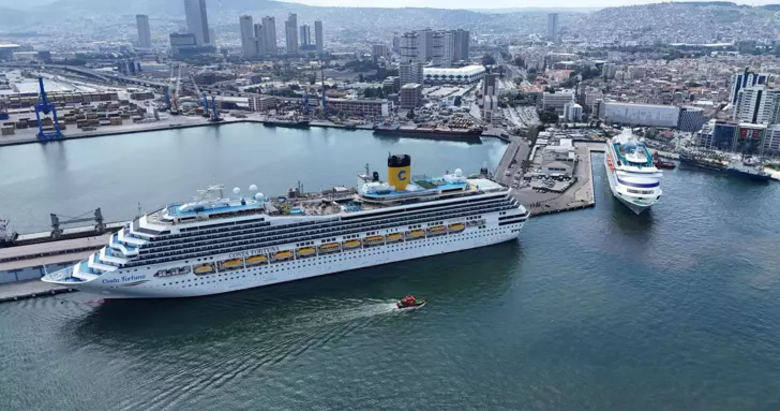 İzmir’e 2 kruvaziyer gemisi toplam 3 bin 483 yolcu getirdi