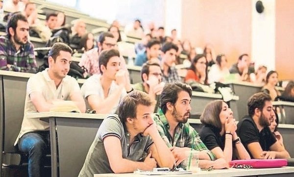 universite-ogrencilerine-af-icin-kanun-teklifi-hazir-1774557696365.jpeg