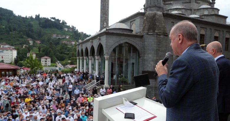 Son dakika: Başkan Erdoğan sel bölgesinde! Rize’de önemli açıklamalar