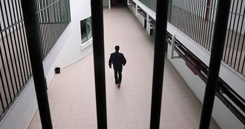 İzmir’deki cezaevlerinde Kovid-19 hastası hükümlü ve tutukluların tedavileri tamamlandı