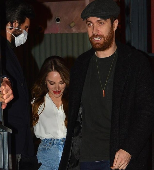 Miray Daner adeta aşka geldi: Bayılıyorum size!