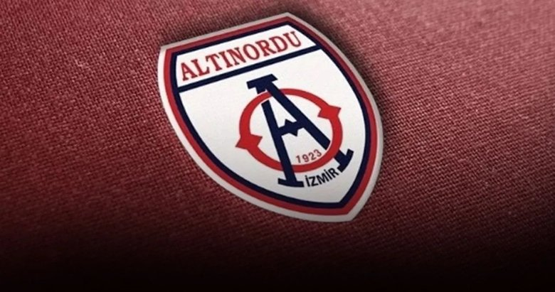 Altınordu’da kaleci Arif Şimşir dönüyor