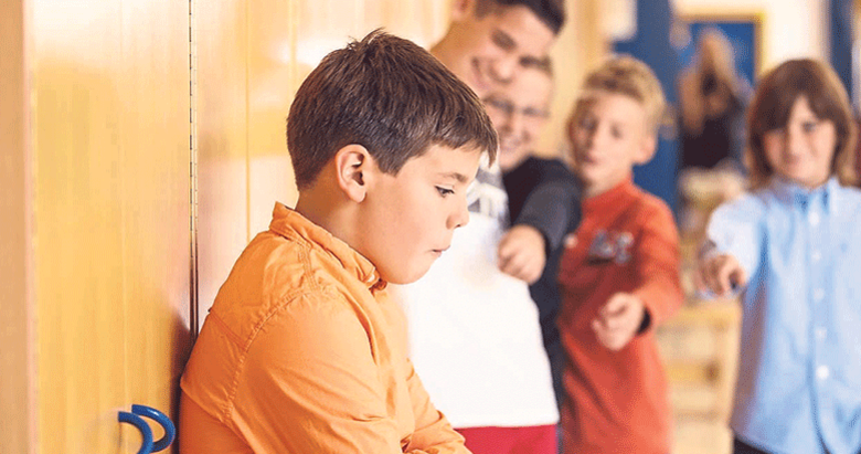 Dikkat! Çocuğunuz akran zorbalığına uğruyor olabilir