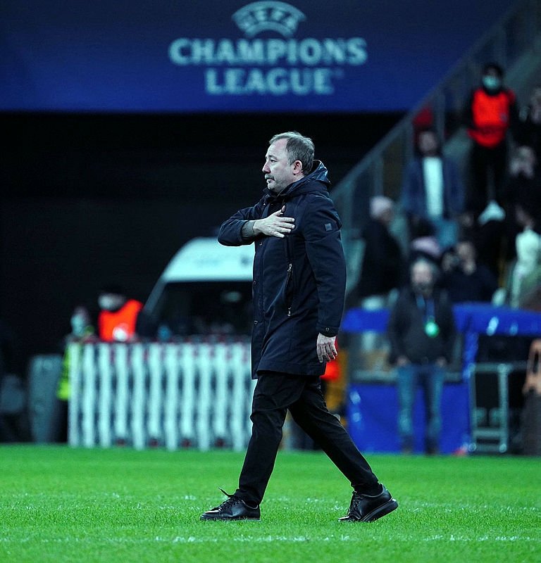 Kanarya’da aday bolluğu