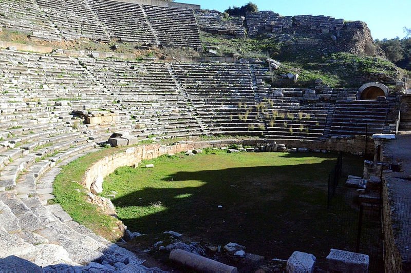 Aydın’daki 1800 yıllık tiyatro binası ayağa kalktı