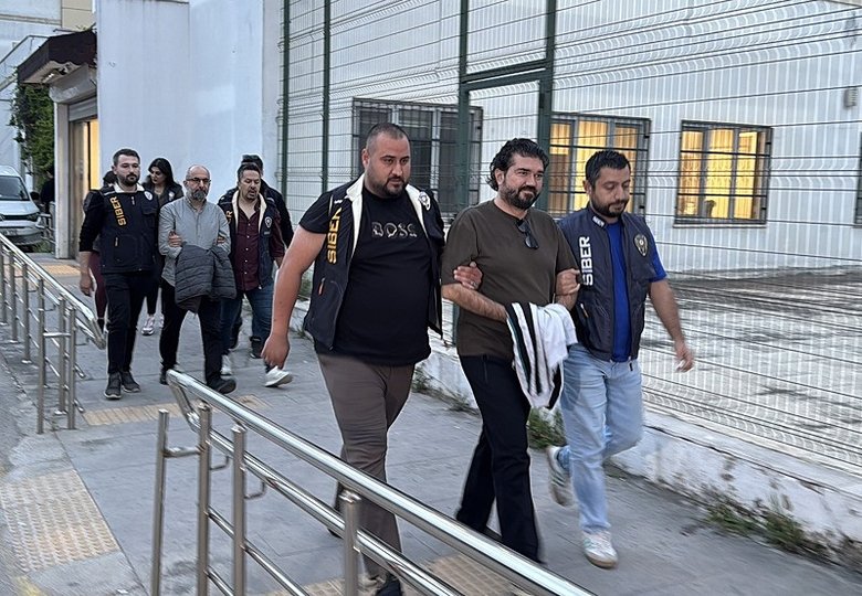 yasa-disi-bahis-operasyonunda-gozaltina-alinan-rasim-ozan-kutahyalinin-ilk-ifadesi-ortaya-cikti-1779005991433.jpeg