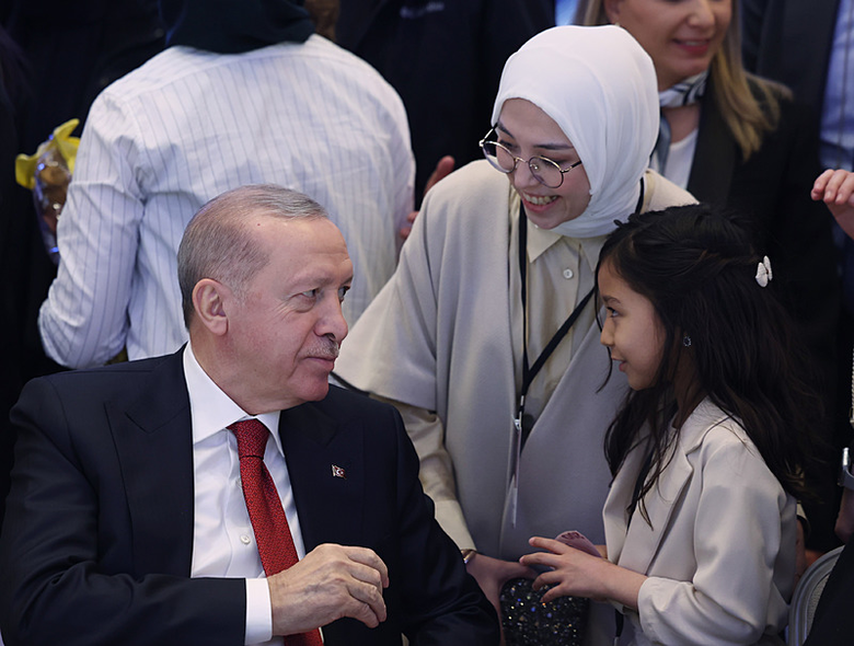 Başkan Recep Tayyip Erdoğan: Kadına şiddet insanlığa ihanettir