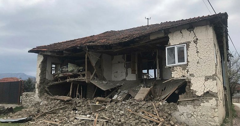 Prof. Dr. Hasan Sözbilir: Denizli’deki deprem artçı değil