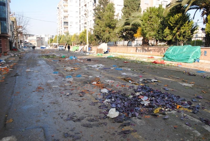 İzmir’i çöp götürüyor