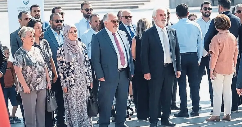 Alıngan Başkan tepki topladı