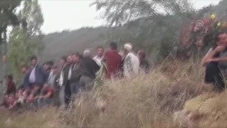 İzmir’de aynı aileden 4 kişi silahla vurularak öldürülmüş halde bulundu