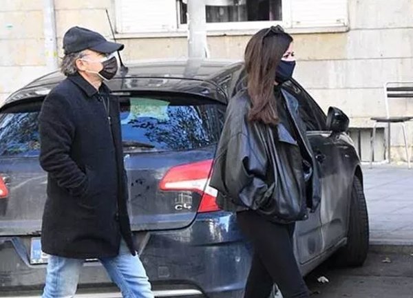 Oyuncu Engin Günaydın sevgilisi Buğu Selen Somer’in annesi ile tanıştı