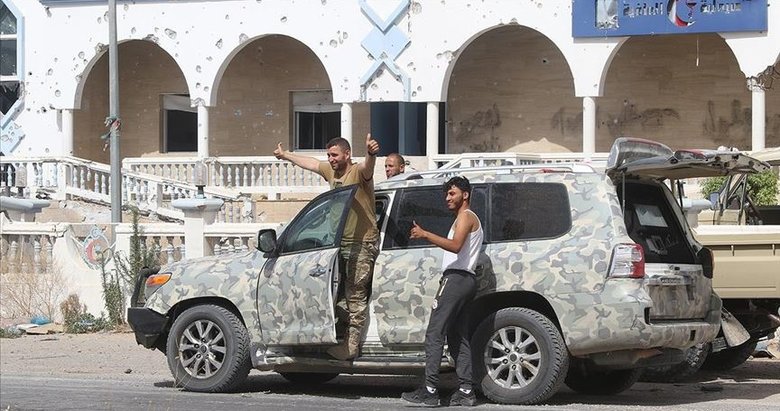 Libya Ordusu Tarhuna kentini kontrol altına aldı