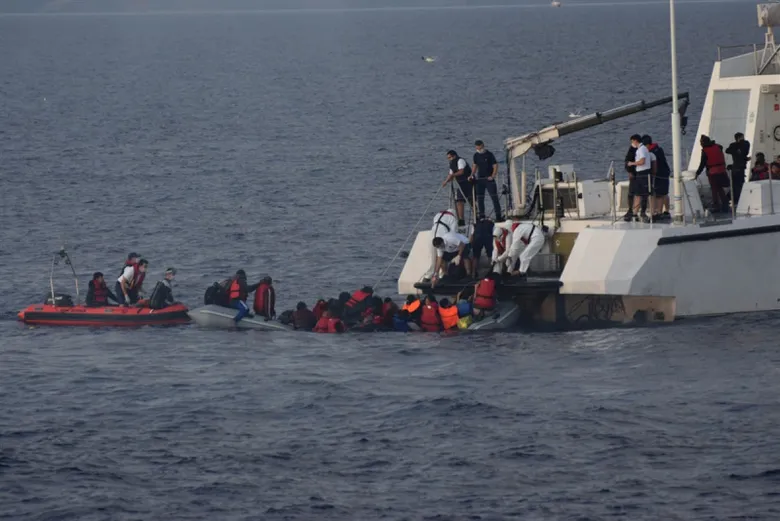 Çanakkale’de 93 sığınmacı kurtarıldı