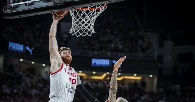 12 Dev Adam lider bitirdi