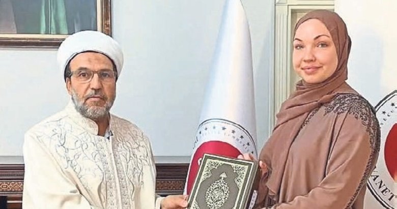 Beverly, Müslümanlığı seçti Berfin adını aldı