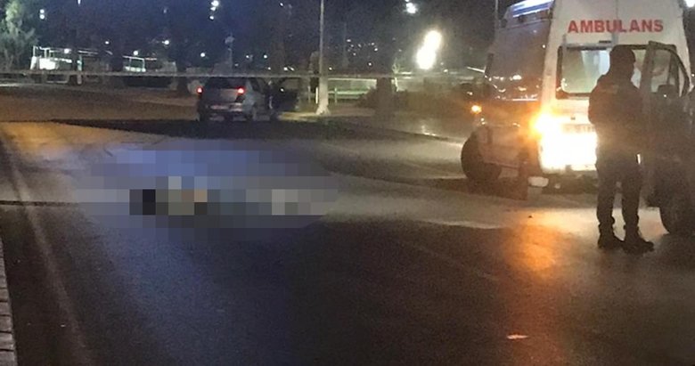 İzmir’de otomobilin altında kalan 2 kişi öldü