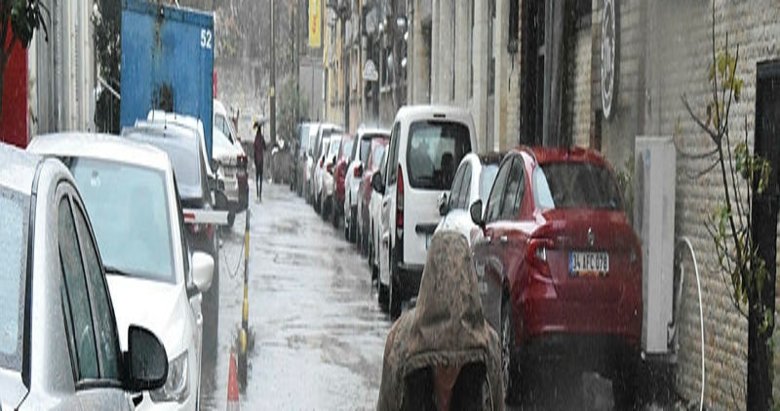 İzmir’de Sağanak Yağış
